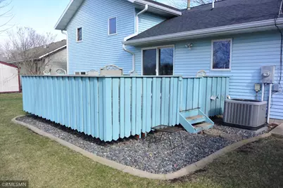 610 1st Street E, Glencoe, MN 55336 - Photo 4