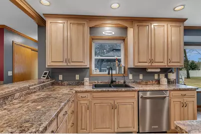 3775 Riverside Avenue N, Sartell, MN 56377 - Photo 10