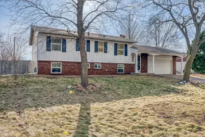 13850 Garrett Avenue, Apple Valley, MN 55124 - Photo 2