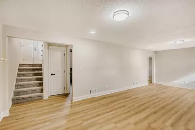 13850 Garrett Avenue, Apple Valley, MN 55124 - Photo 12