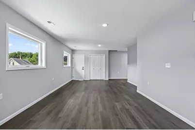 725 Wilson Avenue, Saint Paul, MN 55106 - Photo 22