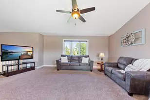 1604 Prairie Ave SW, Faribault, MN 55021 - Photo 6