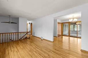 10233 Washburn Cir S, Bloomington, MN 55431 - Photo 4