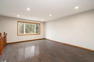 9850 Laguna Cir, Eden Prairie, MN 55347 - Photo 10