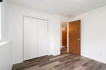 9850 Laguna Circle, Eden Prairie, MN 55347 - Photo 16