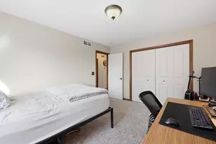 9085 Grove Dr, Chisago City, MN 55013 - Photo 14