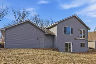 9085 Grove Dr, Chisago City, MN 55013 - Photo 24