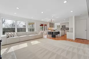 890 Fernbrook Ln N, Plymouth, MN 55447 - Photo 8