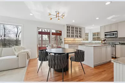 890 Fernbrook Lane N, Plymouth, MN 55447 - Photo 10