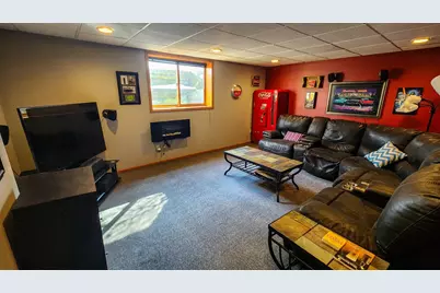 4041 S Rivershore Drive, Moorhead, MN 56560 - Photo 30