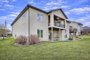 1936 Kerry Dr NE, Rochester, MN 55906 - Photo 46