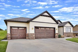 1936 Kerry Dr NE, Rochester, MN 55906 - Photo 48