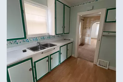 716 5th Street N, Wahpeton,  58075 - Photo 10