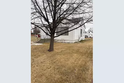716 5th Street N, Wahpeton,  58075 - Photo 2