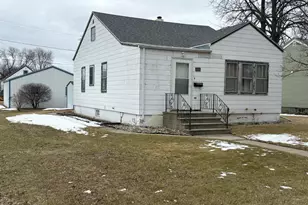 716 5th St N, Wahpeton,  58075 - Photo 20