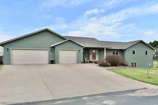 S2838 Fern Cir, Fountain City, WI 54629 - Photo 2