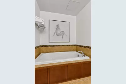 215 10th Avenue S #411, Minneapolis, MN 55415 - Photo 36