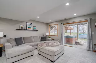 730 Debbie Ln, Carver, MN 55315 - Photo 34