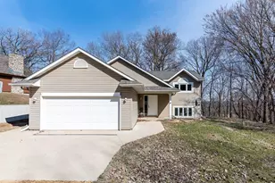 277 Red Ridge Rd, Good Thunder, MN 56037 - Photo 2