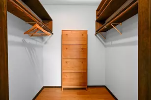 6158 Golden Valley Rd, Golden Valley, MN 55422 - Photo 18