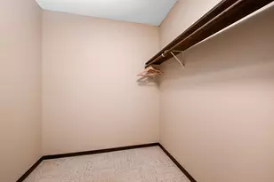 6158 Golden Valley Rd, Golden Valley, MN 55422 - Photo 22