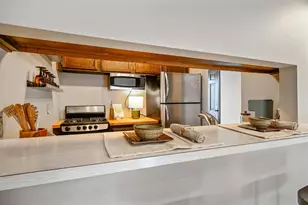 6158 Golden Valley Rd, Golden Valley, MN 55422 - Photo 12