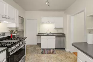 83 King St E, Saint Paul, MN 55107 - Photo 16