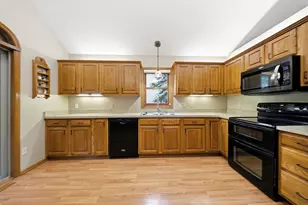 4269 Joppa Cir, Savage, MN 55378 - Photo 10