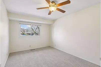 10719 Yukon Avenue S, Bloomington, MN 55438 - Photo 16