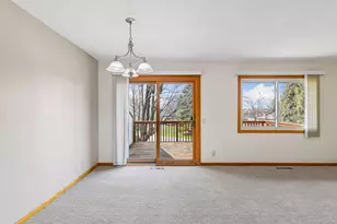 10719 Yukon Ave S, Bloomington, MN 55438 - Photo 12