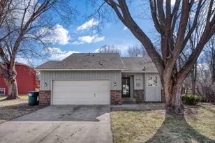 12121 Jefferson St NE, Blaine, MN 55434 - Photo 2