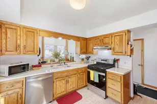 12121 Jefferson St NE, Blaine, MN 55434 - Photo 4