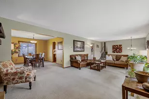 3219 Flag Ave N, New Hope, MN 55427 - Photo 4