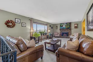3219 Flag Ave N, New Hope, MN 55427 - Photo 2