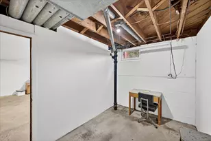 2311 Gettysburg Ave S, Saint Louis Park, MN 55426 - Photo 42