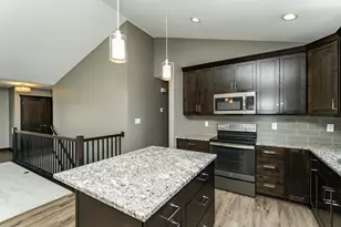 3346 Ridgeline Dr SE, Rochester, MN 55904 - Photo 8