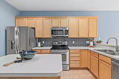 12240 Urbank Street NE #D, Blaine, MN 55449 - Photo 4