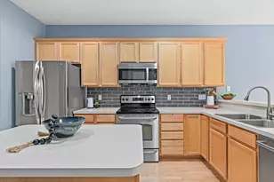 12240 Urbank St NE, Blaine, MN 55449 - Photo 4