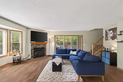 14213 Hibiscus Court, Apple Valley, MN 55124 - Photo 4