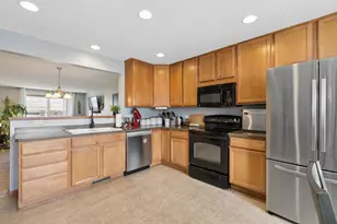 15240 Fanning Dr N, Hugo, MN 55038 - Photo 10