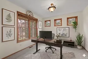 10803 Hawthorn Trail, Woodbury, MN 55129 - Photo 4
