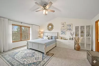 10803 Hawthorn Trail, Woodbury, MN 55129 - Photo 6