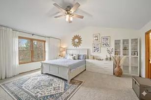 10803 Hawthorn Trail, Woodbury, MN 55129 - Photo 6