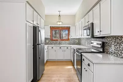 8675 Upper 206th Street W, Lakeville, MN 55044 - Photo 18