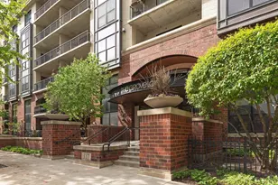 317 Groveland Ave, Minneapolis, MN 55403 - Photo 24