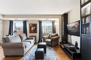 198 6th St E, Saint Paul, MN 55101 - Photo 6