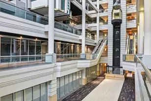 198 6th St E, Saint Paul, MN 55101 - Photo 24