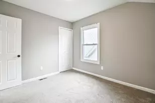 100 E 38th St, Minneapolis, MN 55408 - Photo 20