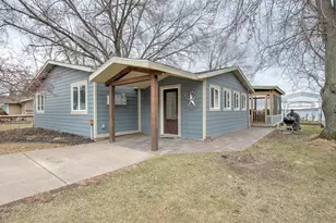 51735 Belle Isle Dr, Rush City, MN 55069 - Photo 4