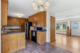 4715 Sharon Ln, White Bear Lake, MN 55110 - Photo 8